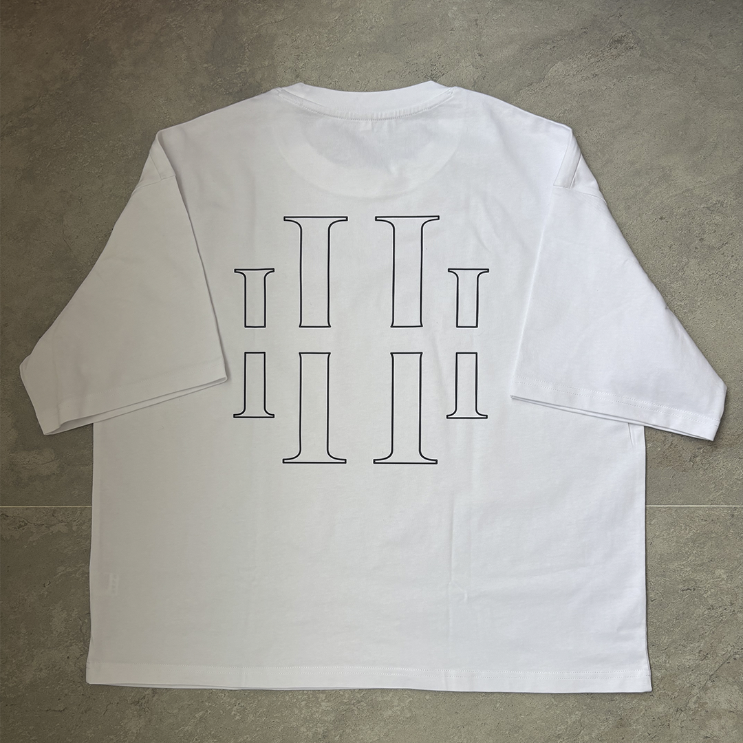 WHITE BOXY TEE